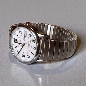 Timex Indiglo Easy Reader Day Date Watch Unisex Stainless Stretch Bracelet WORKS